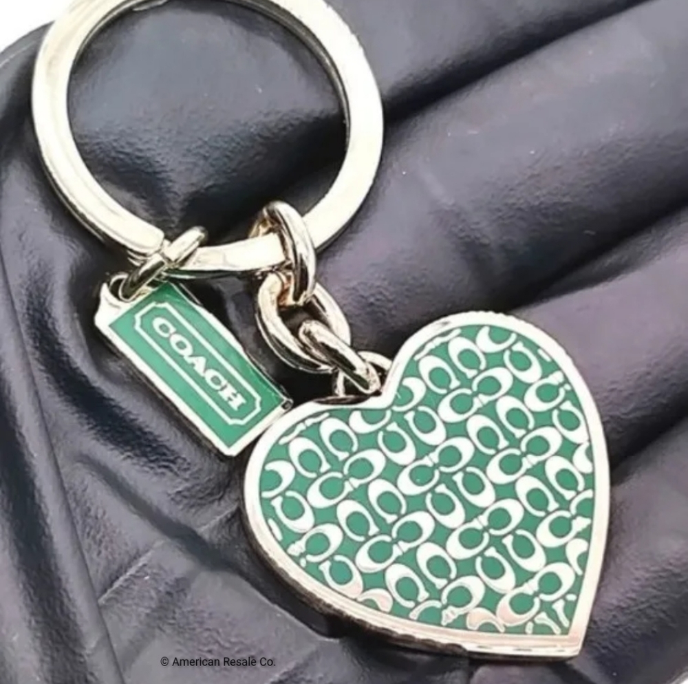 COACH Vintage Green Enamel Heart Keychain Fob - Picture 3 of 7